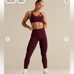 Women’s best dark red workout set